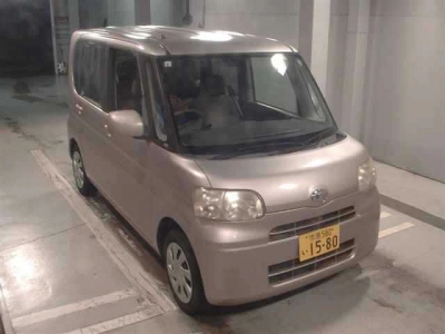 DAIHATSU TANTO — фото
