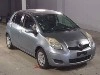 TOYOTA VITZ — фото