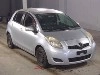 TOYOTA VITZ — фото