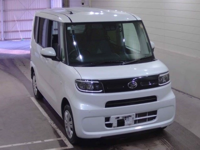 DAIHATSU TANTO — фото