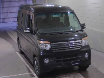 DAIHATSU ATRAI WAGON — фото