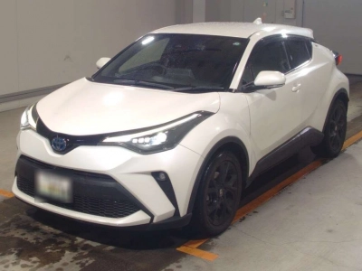 TOYOTA C-HR — фото