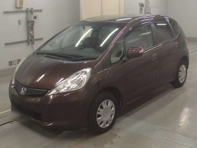 HONDA FIT — фото