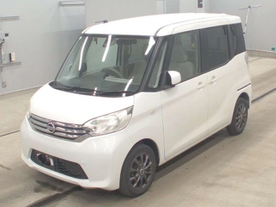 NISSAN DAYZ ROOX — фото