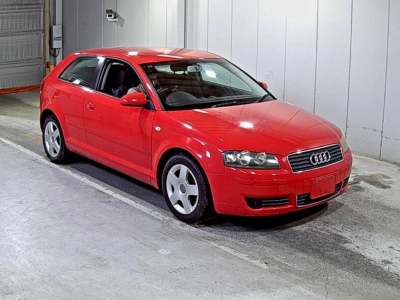 AUDI A3 — фото