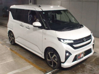 DAIHATSU MOVE — фото