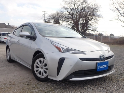 TOYOTA PRIUS — фото