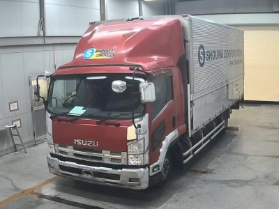 ISUZU FORWARD — фото