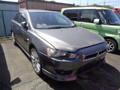 MITSUBISHI GALANT FORTIS — фото