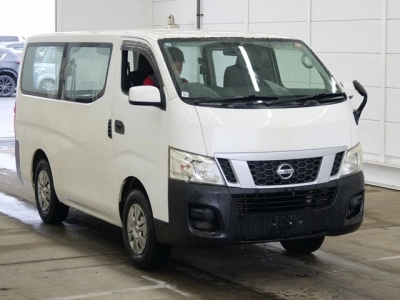 NISSAN NV350 CARAVAN — фото