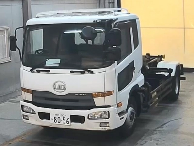 NISSAN DIESEL (UD) CONDOR — фото