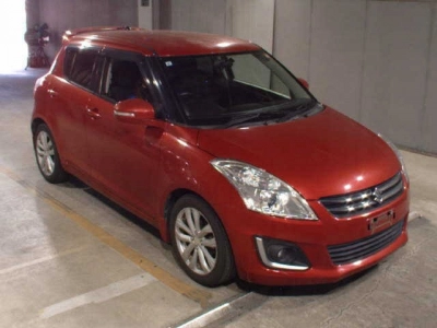 SUZUKI SWIFT — фото