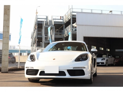 PORSCHE 718 BOXSTER — фото