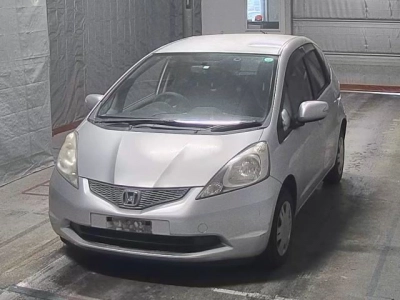 HONDA FIT — фото