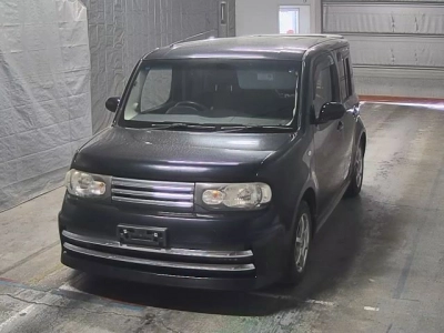NISSAN CUBE — фото