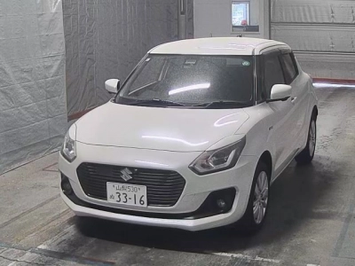 SUZUKI SWIFT — фото