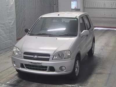 SUZUKI SWIFT — фото