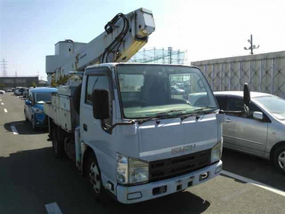 ISUZU ELF — фото