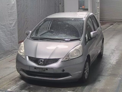 HONDA FIT — фото