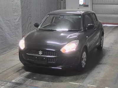 SUZUKI SWIFT — фото