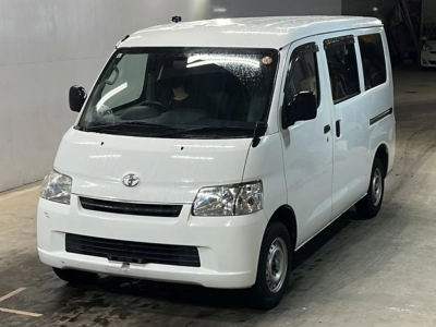 TOYOTA TOWN ACE VAN — фото