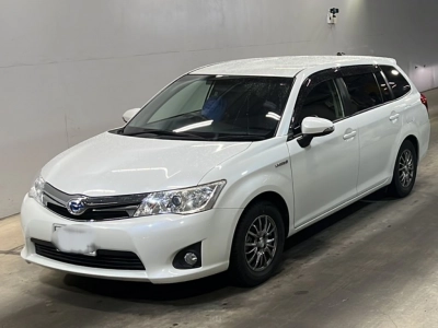 TOYOTA COROLLA FIELDER — фото