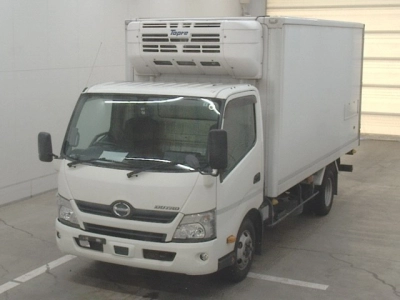 HINO DUTRO — фото