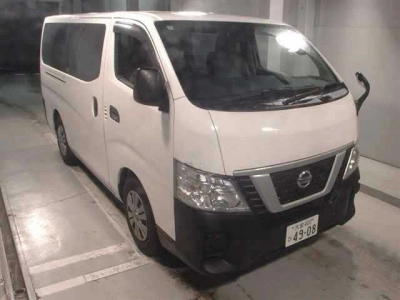 NISSAN NV350 CARAVAN — фото
