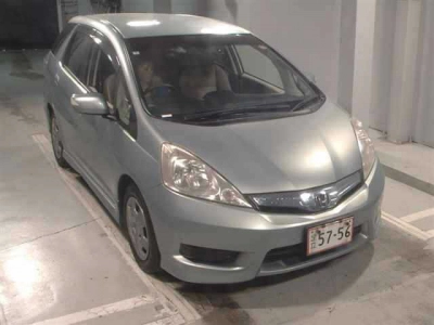HONDA FIT SHUTTLE — фото