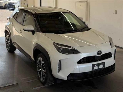 TOYOTA YARIS CROSS — фото