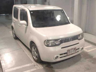 NISSAN CUBE — фото