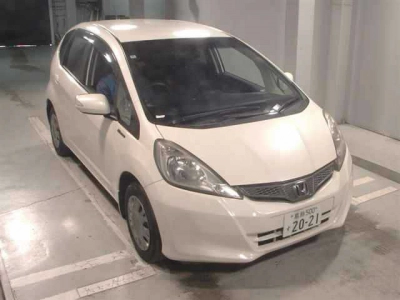HONDA FIT — фото