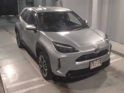 TOYOTA YARIS CROSS — фото