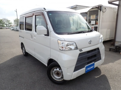 TOYOTA PIXIS VAN — фото