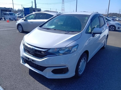 HONDA FIT HYBRID — фото