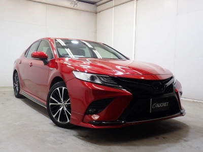 TOYOTA CAMRY — фото
