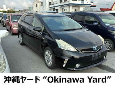 TOYOTA PRIUS ALPHA — фото