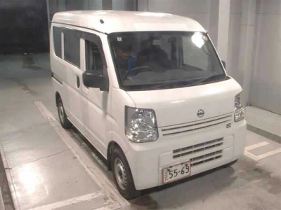 NISSAN NV100 CLIPPER — фото