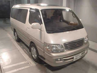 TOYOTA HIACE WAGON — фото