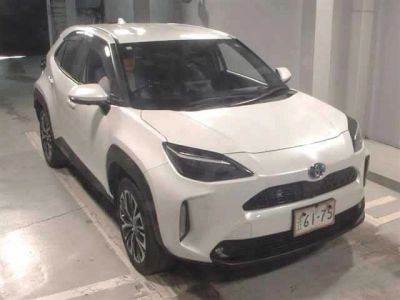 TOYOTA YARIS CROSS — фото