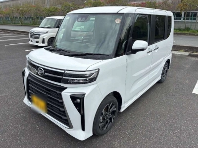 DAIHATSU TANTO — фото