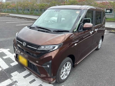 DAIHATSU MOVE — фото