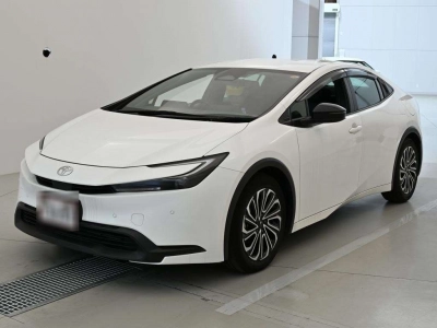 TOYOTA PRIUS — фото