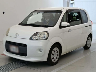 TOYOTA PORTE — фото