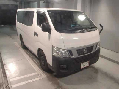 NISSAN NV350 CARAVAN — фото