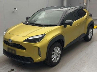 TOYOTA YARIS CROSS — фото