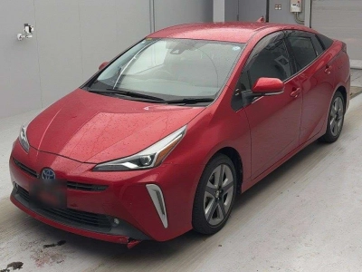 TOYOTA PRIUS — фото