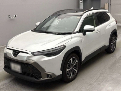 TOYOTA COROLLA CROSS — фото