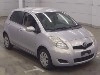 TOYOTA VITZ — фото