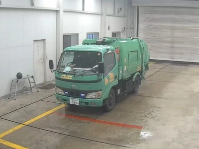 HINO DUTRO — фото